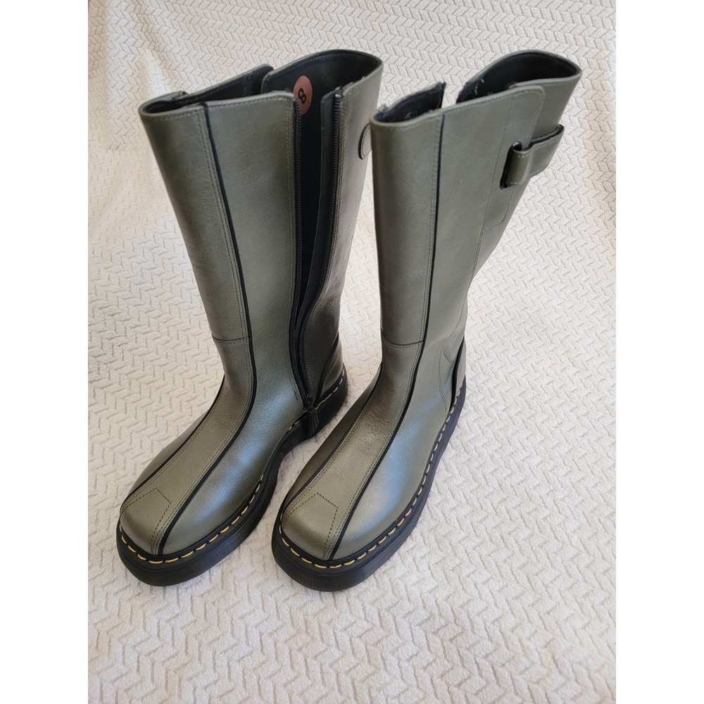 Dr. Martens Buzz Hi Boots Olive Green Leather Size 8 BRAND NEW